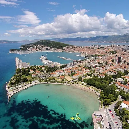 Apartments With Wifi Split - 10247 Split