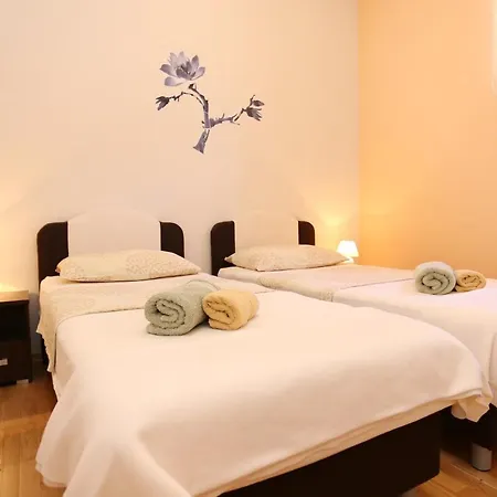 Apartments With Wifi Split - 10247 Apartment Split