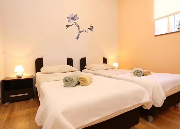 Apartments With Wifi Split - 10247 Lägenhet Split