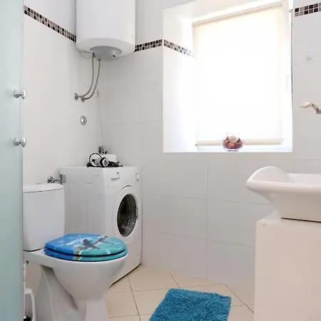 Apartments With Wifi Split - 10247 Apartman Split